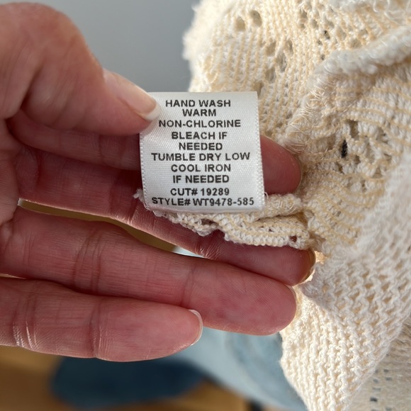 Willow & Clay Tea Stain Lace Flyaway Crochet Crop Top, Size M - Picture 9 of 10